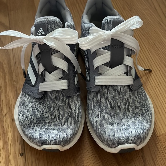 Gray and white adidas edge lux 3 bounce sneakers - Picture 2 of 7
